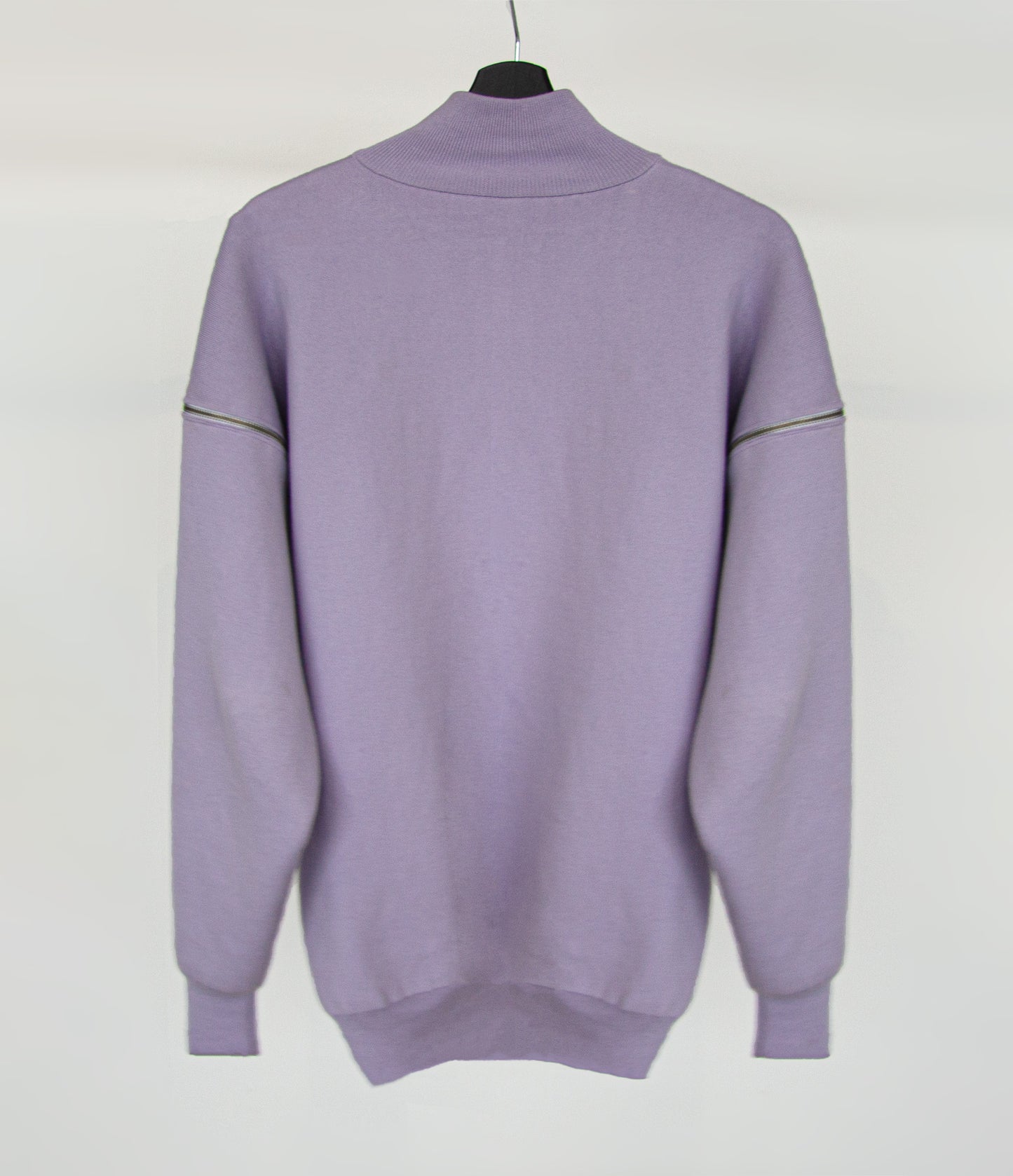 Sweater (Pre-order)